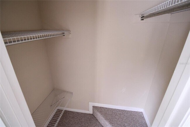 Building Photo - 507 NW 39th Rd