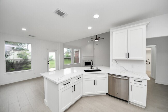 Building Photo - 21214 Lilac Meadows Ln