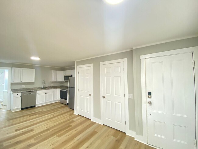 Building Photo - 241 S Main St