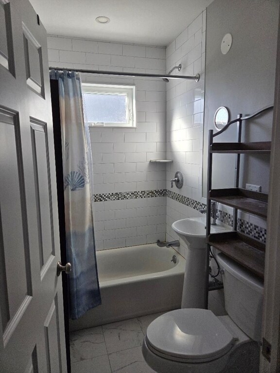 Building Photo - 56 Needham St