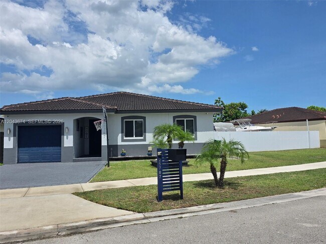 Building Photo - 25787 SW 127th Pl