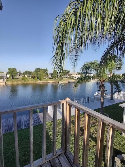Building Photo - 3179 Sea Grape Dr