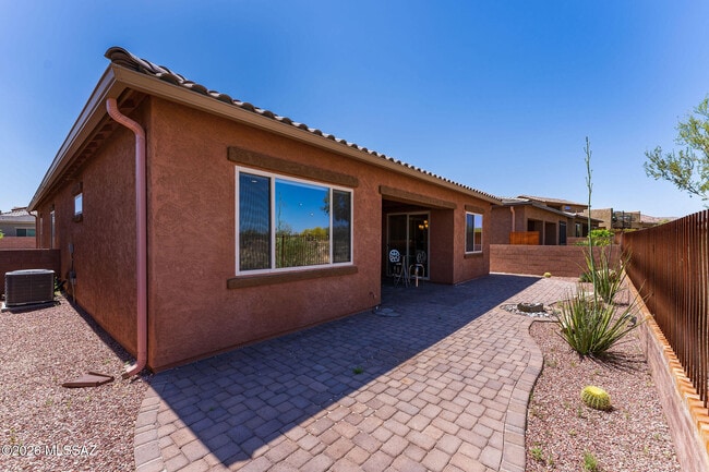 Building Photo - 13036 N Spinystar Dr