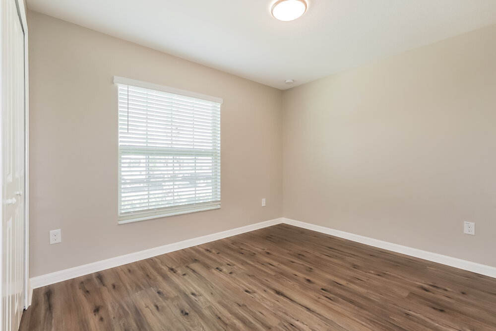 Building Photo - 15708 Charr Island St