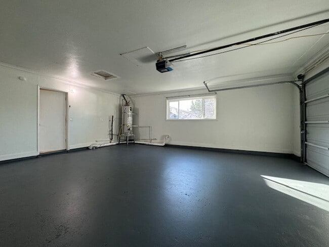 Building Photo - Remodeled Home in Santa Ana