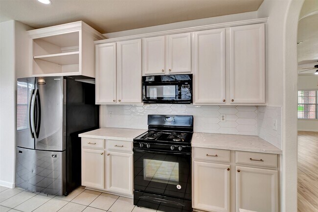 Building Photo - 4423 Garden Ridge Ct