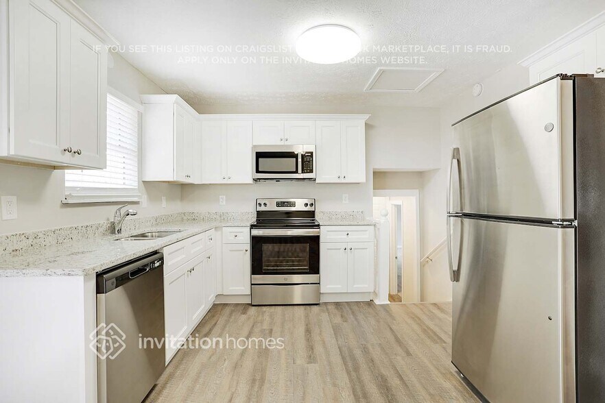 Building Photo - 1114 Westchester Dr SW