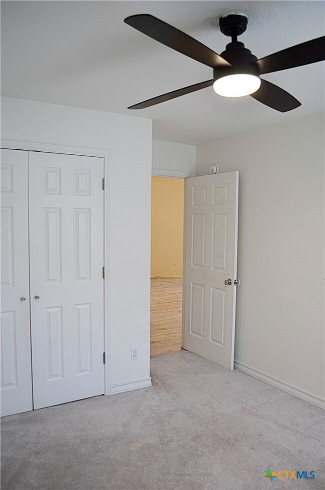 Building Photo - 305 Bermuda St