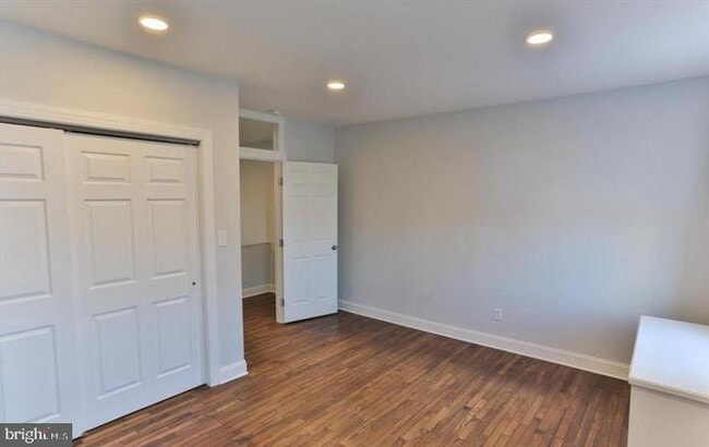 Building Photo - 855 N 24th St