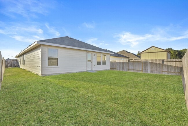 Building Photo - 22156 Juniper Crossing Dr