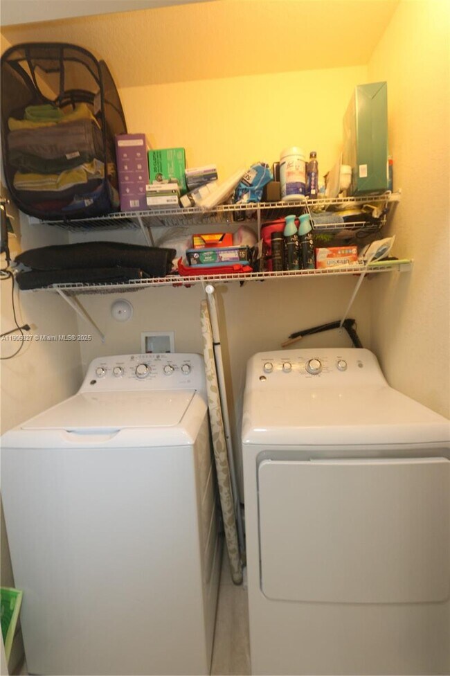 Building Photo - 24123 SW 118 Ave