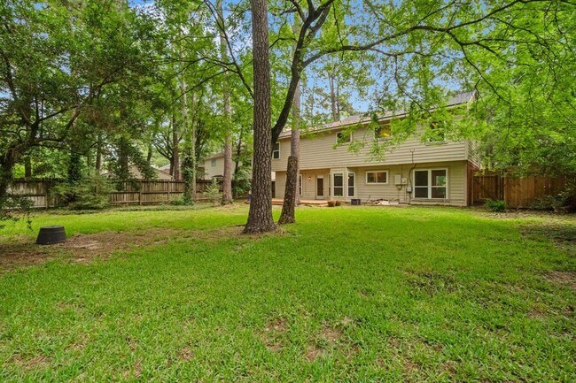 Building Photo - 28 Silver Elm Pl