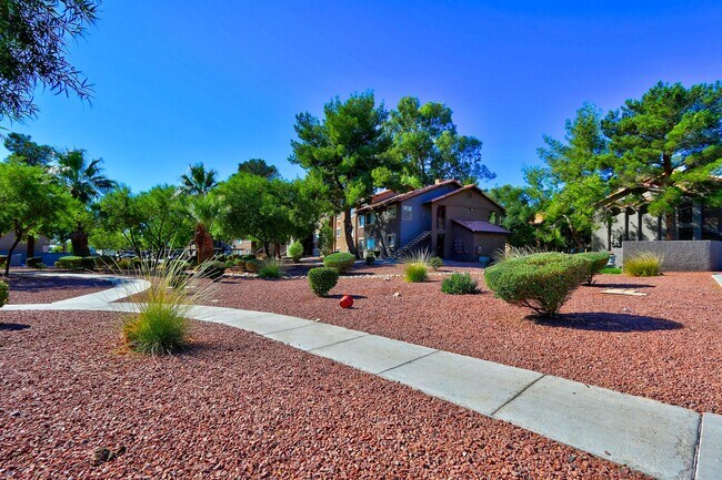 Building Photo - 2750 S Durango Dr