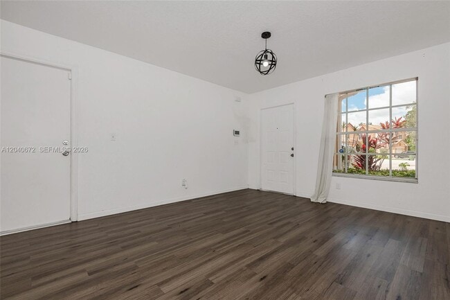 Building Photo - 2123 SW 87th Terrace