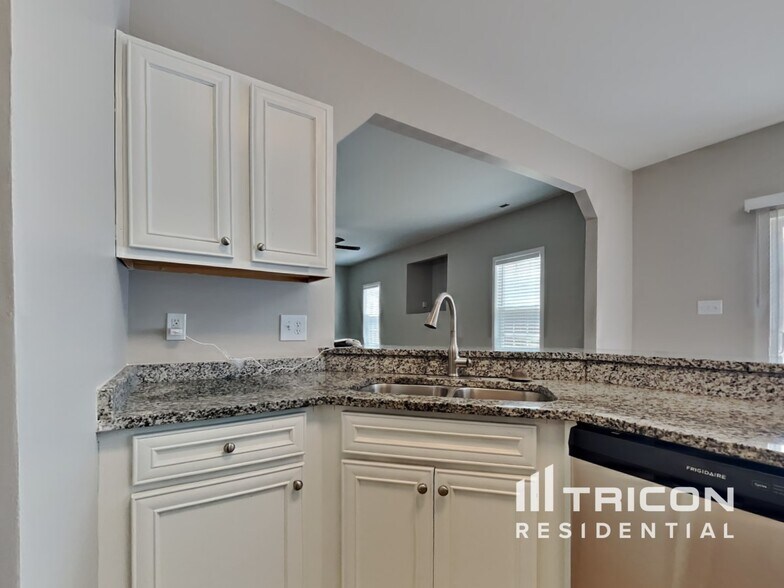 Building Photo - 3934 Patriot Ridge Ct