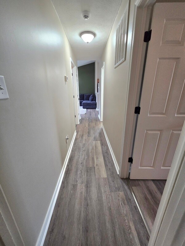 Building Photo - 4612 Raspberry Patch Ln