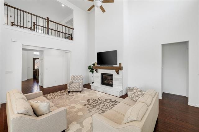 Building Photo - 851 Orchard Dr