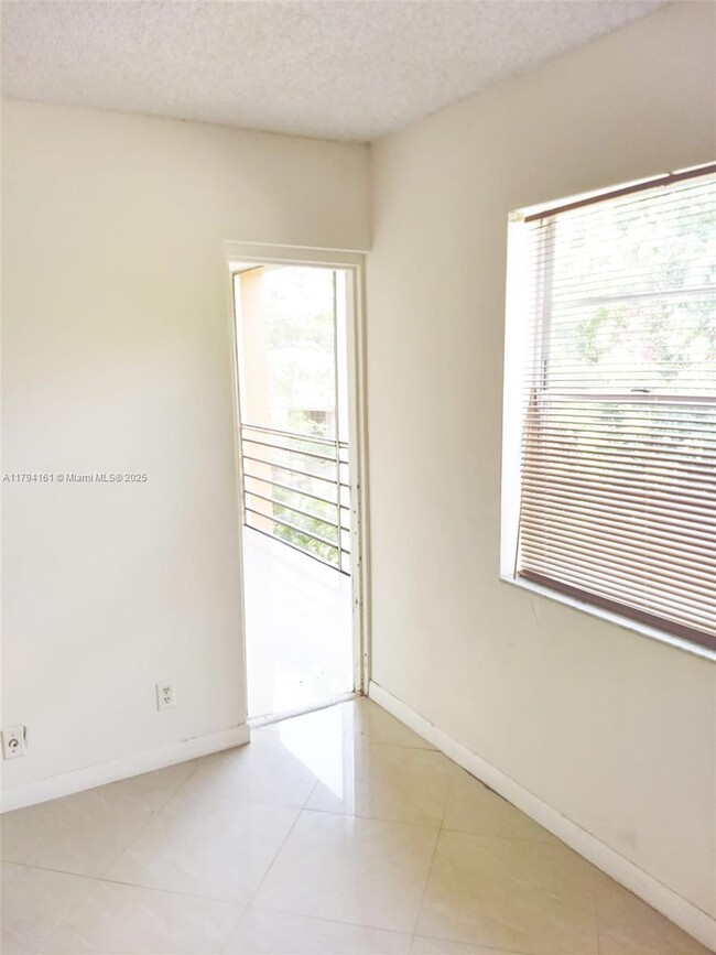 Building Photo - 4394 NW 9th Ave