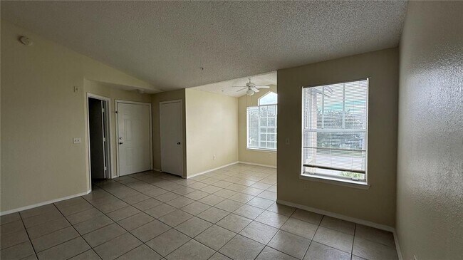 Building Photo - 2203 Key W Ct