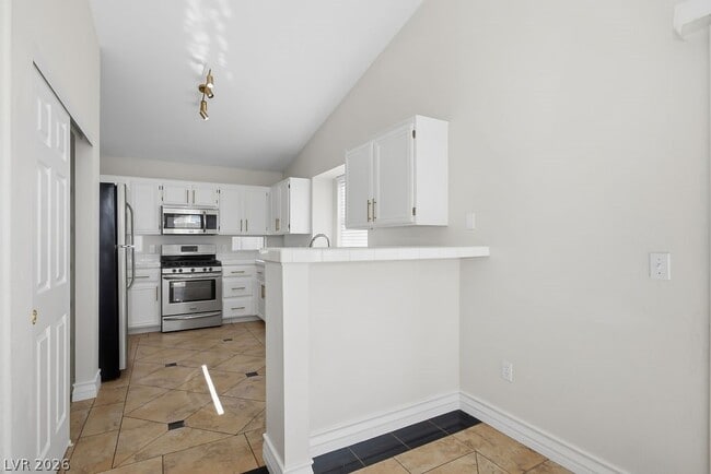 Building Photo - 7987 Lone Jogger