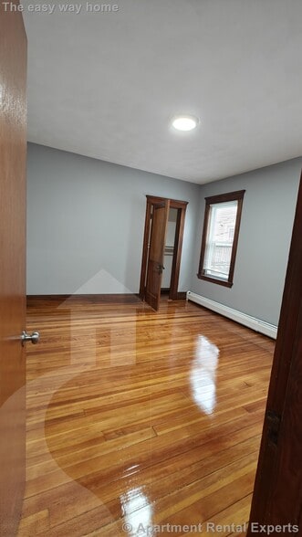 Building Photo - 308 Spring Street Extension