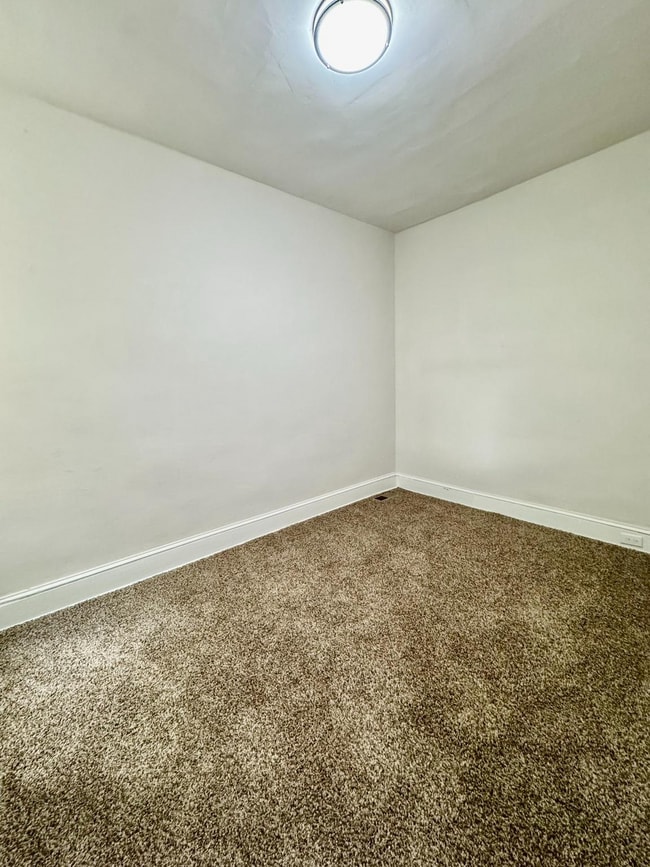 Building Photo - 3341 Potter St