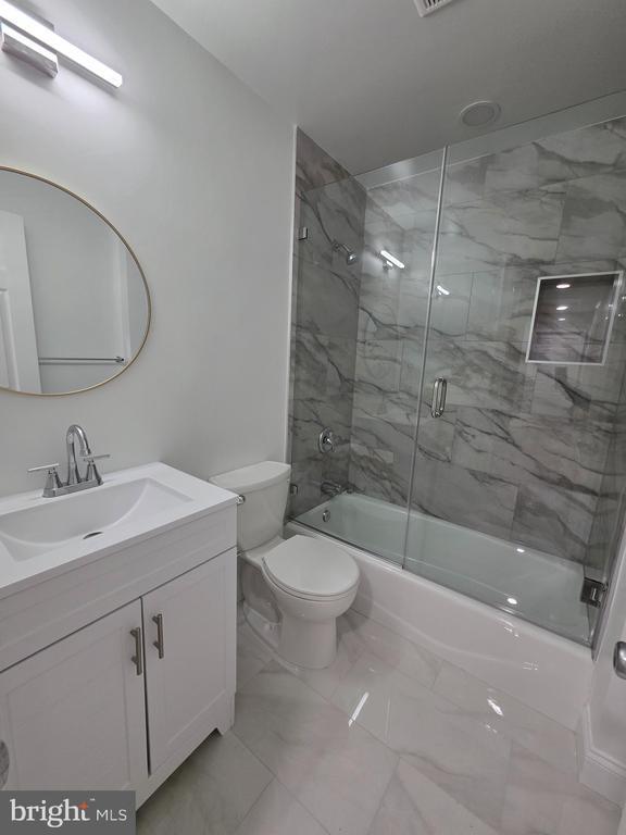 Building Photo - 3604 Lakota Rd