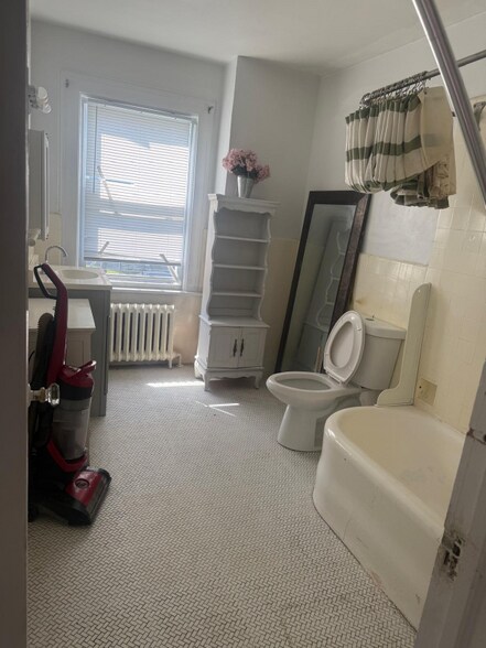 Primary Photo - 383 Mt Prospect Ave