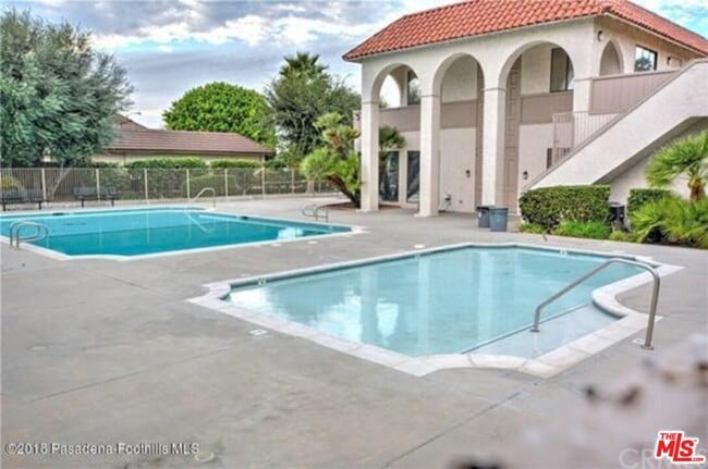 Building Photo - 8187 Havasu Cir
