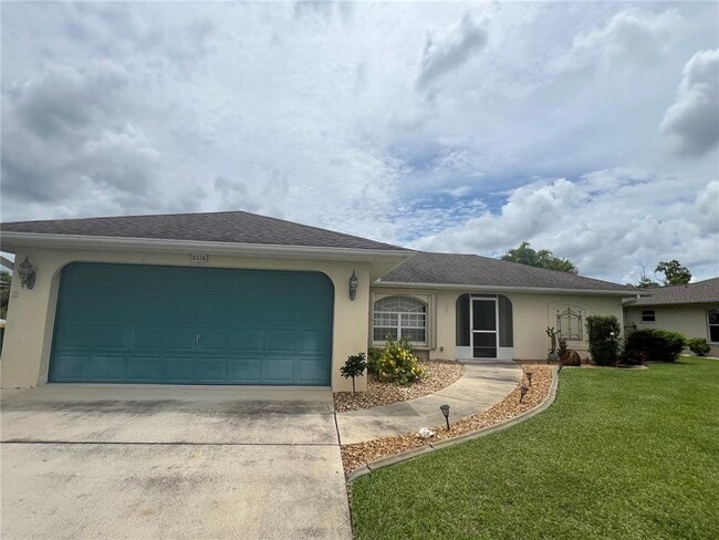 Primary Photo - 1126 Waterside St