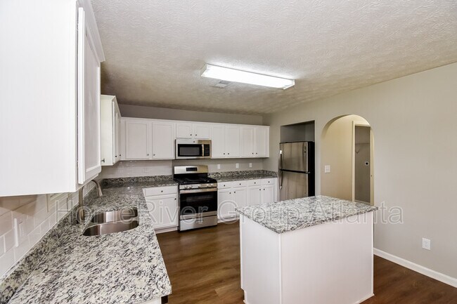 Building Photo - 322 Berkley Dr