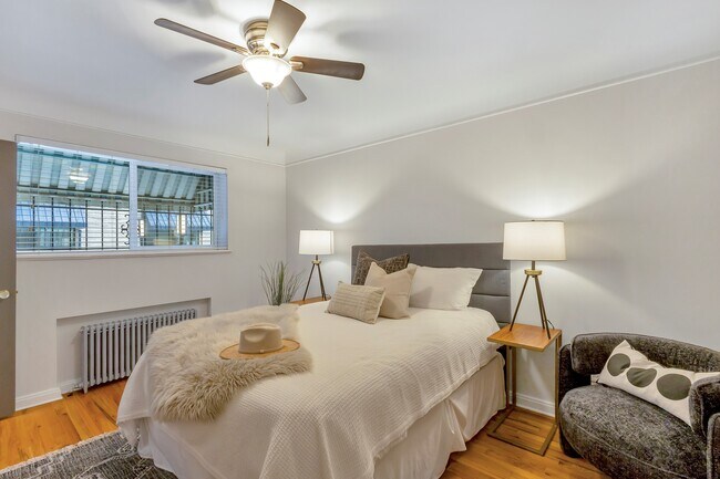 Building Photo - 611 East 11th