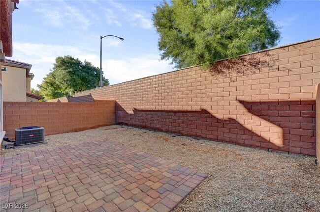 Building Photo - 9947 Corbridge St