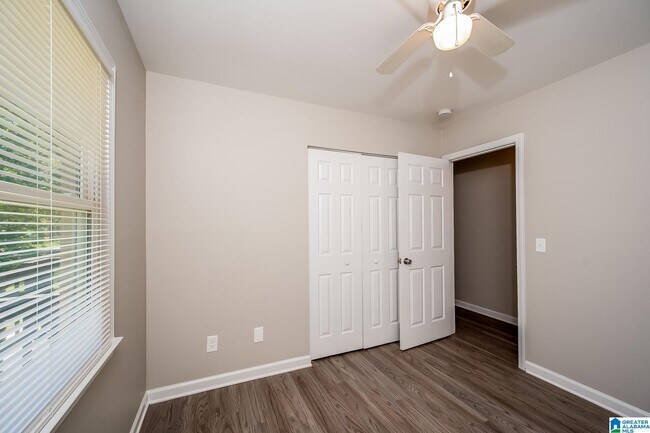 Building Photo - 1112 Kawanda Ln