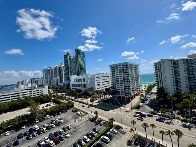 Building Photo - 3800 S Ocean Dr