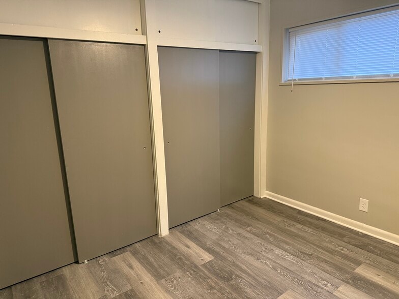 Building Photo - 19044 Schoolcraft