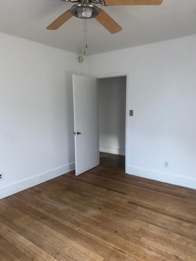 Building Photo - 5817 Keystone St