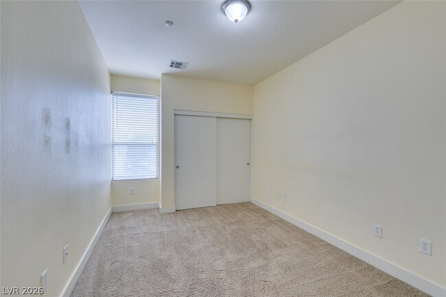 Building Photo - 228 Frapuccino Ave