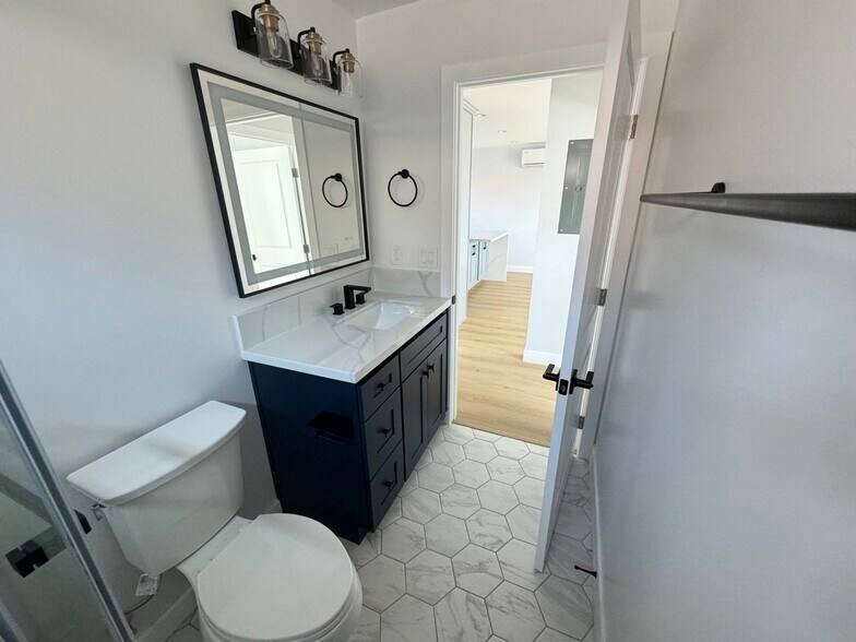 Building Photo - 18509 Burin Ave