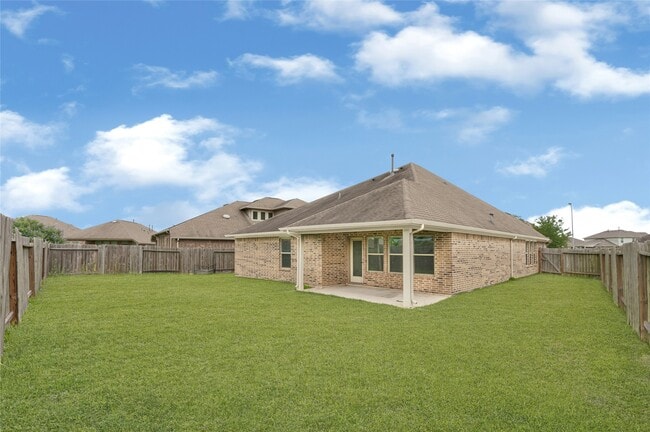 Building Photo - 2414 Willow Fall Ln