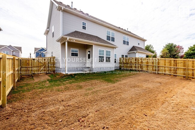 Building Photo - 3102 SW Garrison Ln
