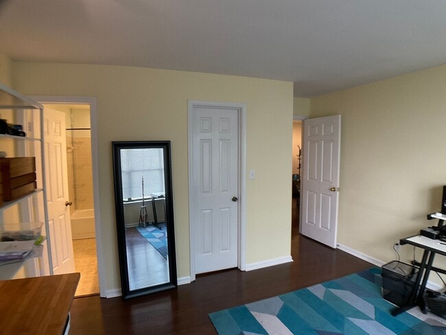 Building Photo - Spacious Condo in Brandon Ridge!