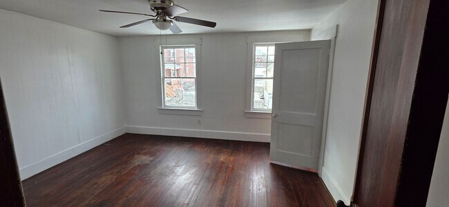 Building Photo - Premium Dwellings-166-168 Bond Street