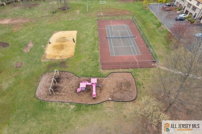 Building Photo - 4903 Hana Rd