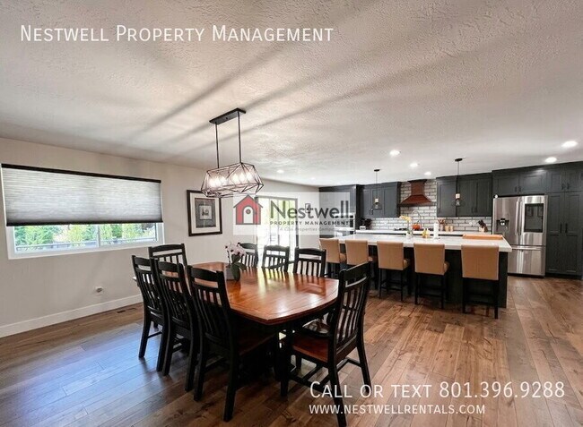 Building Photo - 1497 E Federal Heights Dr