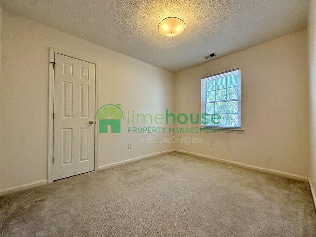 Building Photo - 3097 Polk Dr