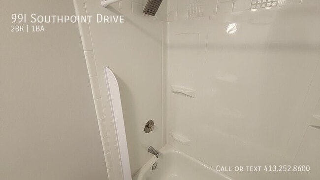 Building Photo - 99 Southpoint Dr