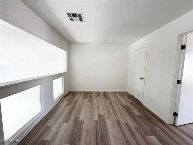 Building Photo - 61 Belle Point Ave