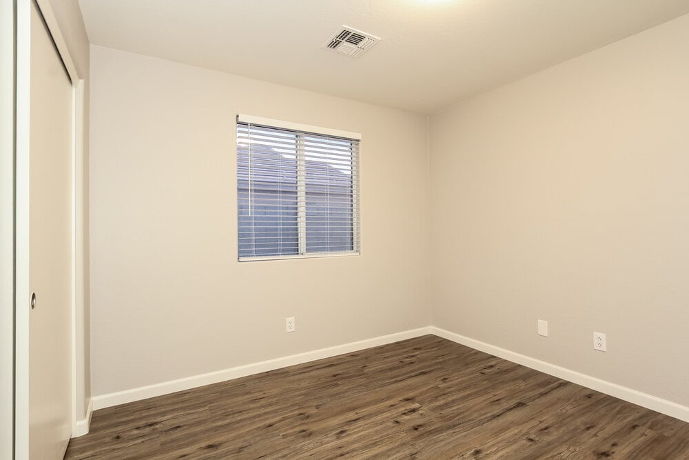 Building Photo - 7815 W Northview Ave