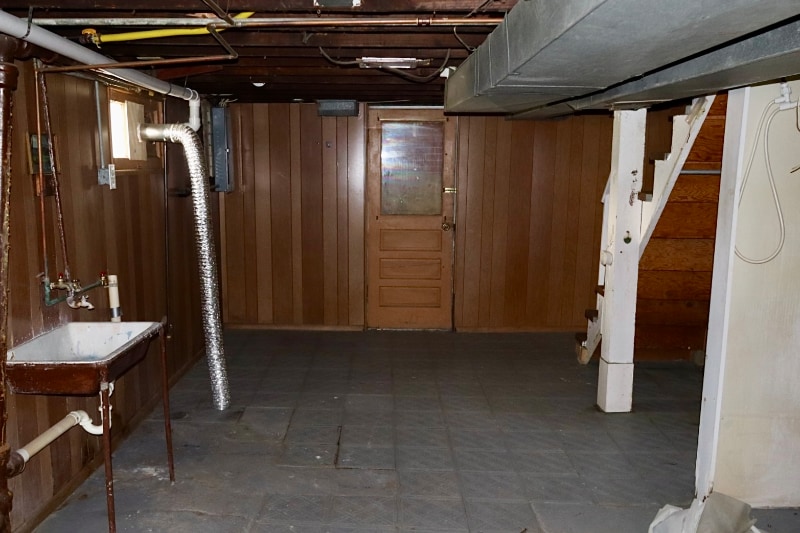 Building Photo - 2441 Hord Ave